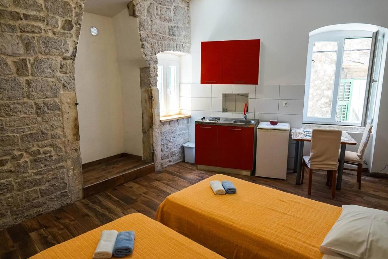 Studio Apartment In The Old City Of Sibenik Šibenik Exterior foto